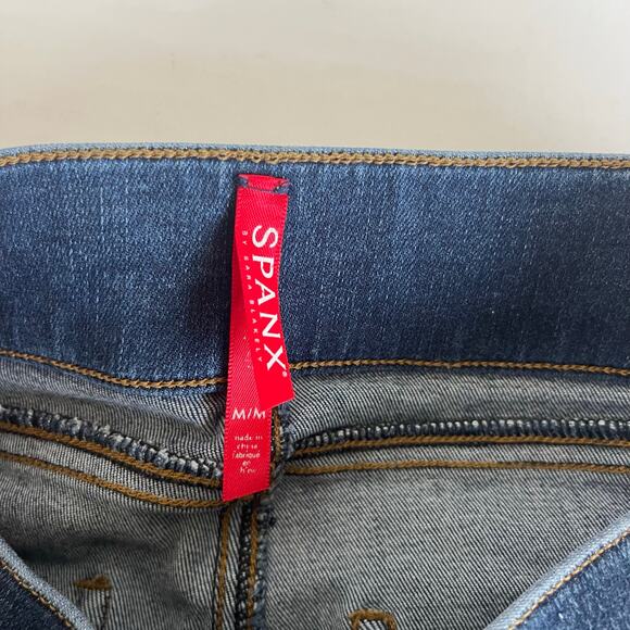 SPANX Distressed Denim Legging Skinny Jeans in Medium Wash Raw Hem - Size M - Picture 5 of 6